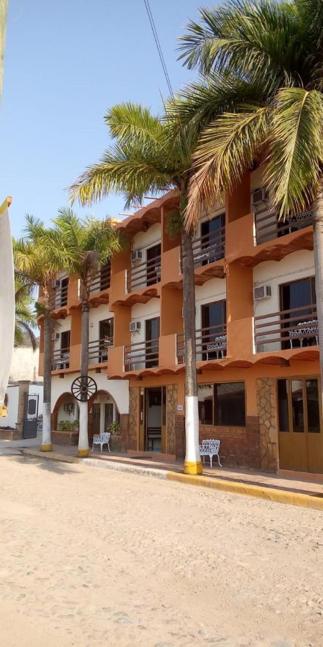 فندق La Rienda Guayabitos رينكون دي غوايابيتوس المظهر الخارجي الصورة
